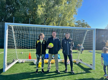 Robert attends a training session for the Witney Vikings